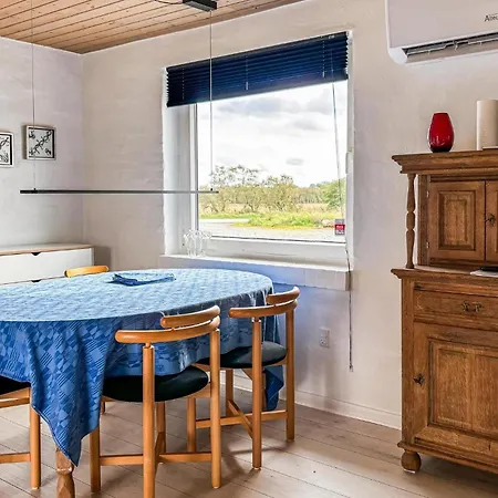 Ferienhaus Gorgeous In With Kitchen Oster Assels